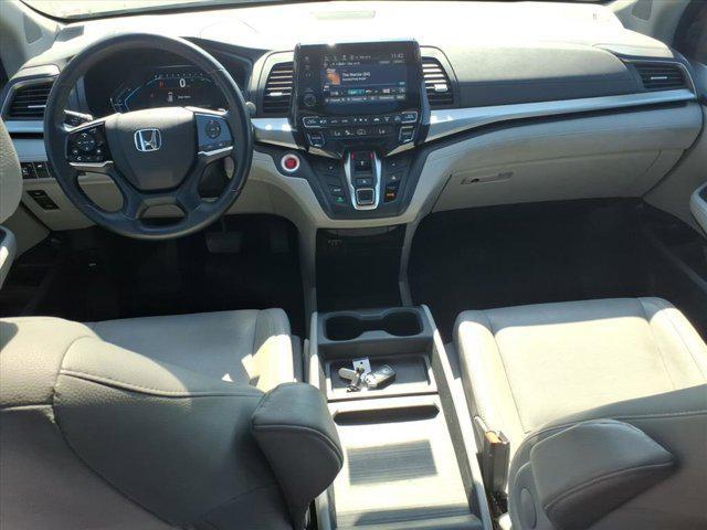 Photo of 2018 Crystal Black Pearl Honda Odyssey