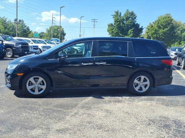 Photo of 2018 Crystal Black Pearl Honda Odyssey
