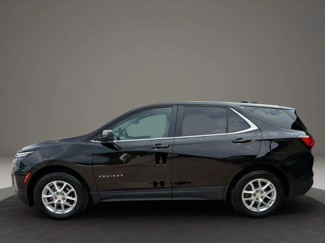Photo of 2023 Black Chevrolet Equinox