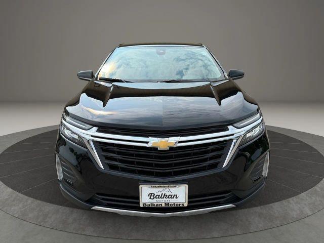 Photo of 2023 Black Chevrolet Equinox