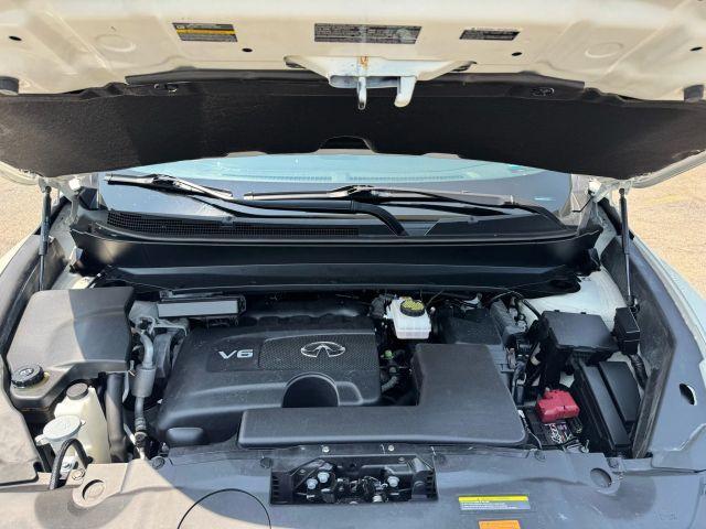 Photo of 2019 Majestic White INFINITI QX60