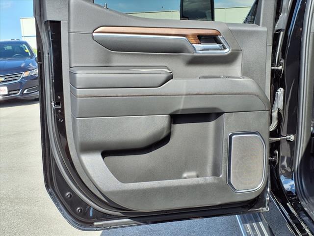 Photo of 2024 Black Chevrolet Silverado 1500