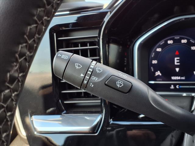 Photo of 2024 Black Chevrolet Silverado 1500
