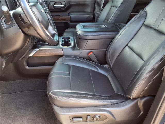 Photo of 2022 Northsky Blue Metallic Chevrolet Silverado 2500
