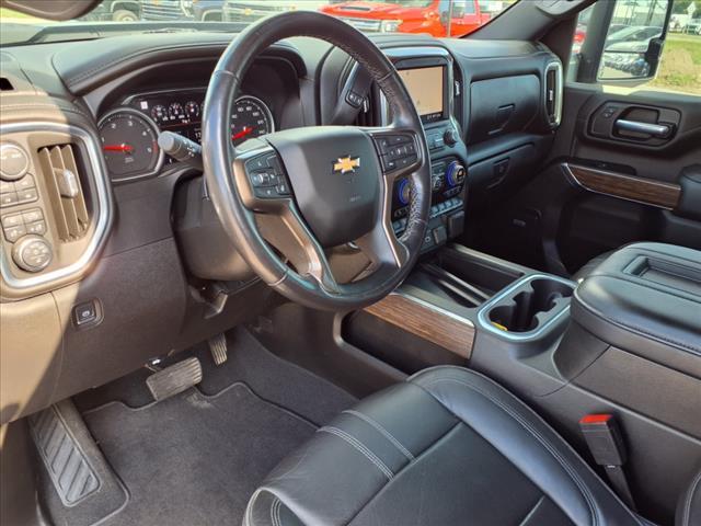 Photo of 2022 Northsky Blue Metallic Chevrolet Silverado 2500