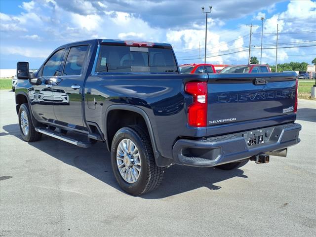 Photo of 2022 Northsky Blue Metallic Chevrolet Silverado 2500