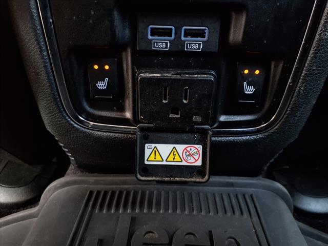 Photo of 2017 Rhino Clearcoat Jeep Grand Cherokee