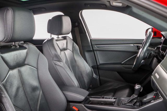 Photo of 2023 Tango Red Metallic Audi Q3