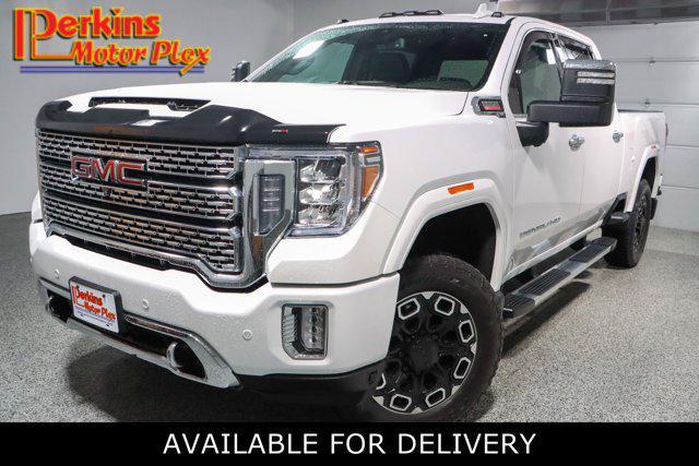 Photo of 2023 White GMC Sierra 2500