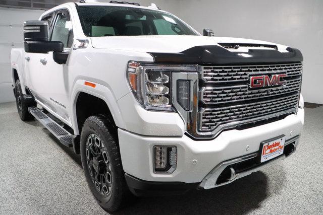 Photo of 2023 White GMC Sierra 2500