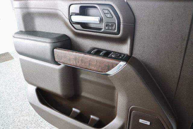 Photo of 2023 White GMC Sierra 2500