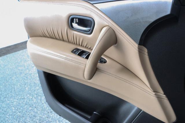 Photo of 2021 Super Black Nissan Armada