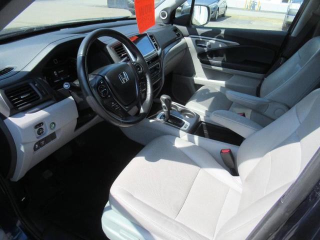 Photo of 2018 Blue Honda Ridgeline