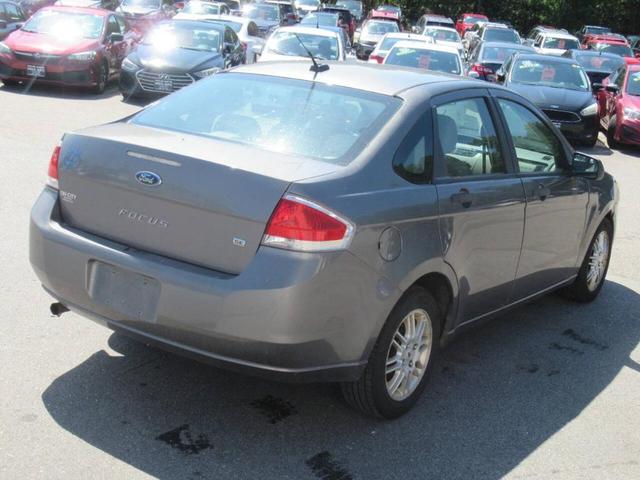 Photo of 2010 Gray Ford Focus