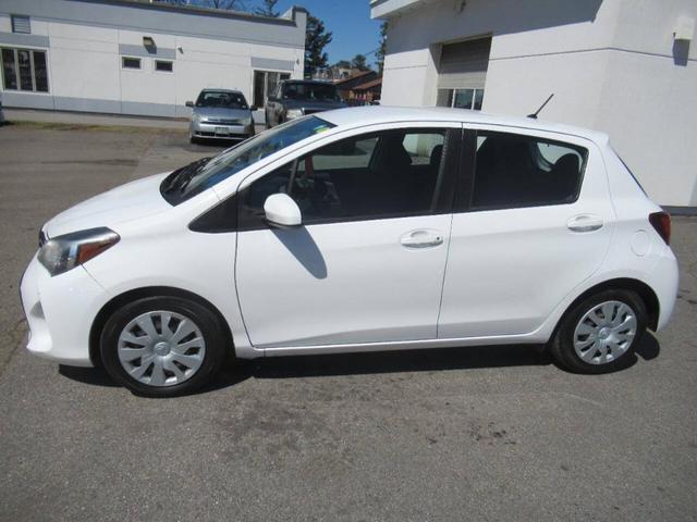 Photo of 2017 White Toyota Yaris