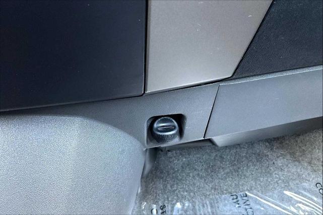 Photo of 2007 Silver Pine Mica Toyota Prius