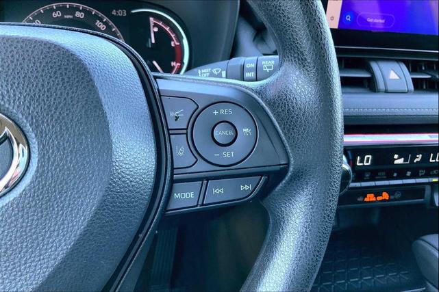 Photo of 2024 Ice Cap Toyota RAV4