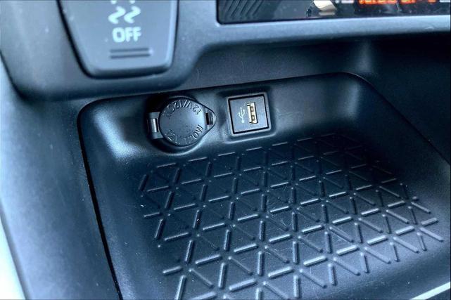 Photo of 2024 Ice Cap Toyota RAV4