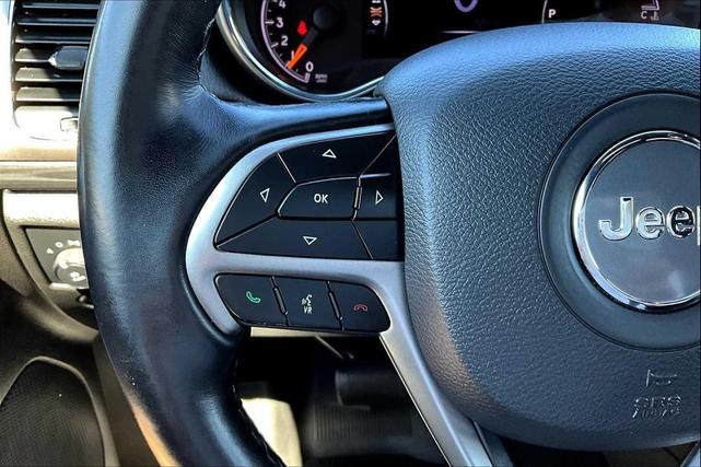 Photo of 2021 Granite Crystal Metallic Clearcoat Jeep Grand Cherokee