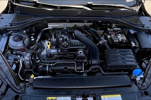 Photo of 2024 Platinum Gray Metallic Volkswagen Jetta
