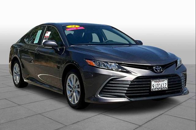 Photo of 2024 Predawn Gray Mica Toyota Camry