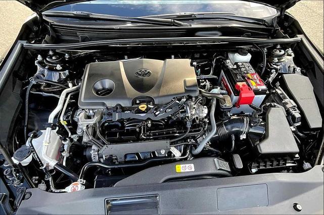 Photo of 2022 Midnight Black Metallic Toyota Camry