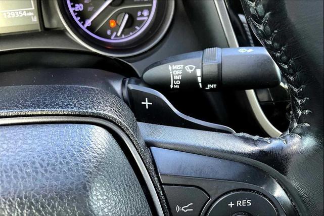 Photo of 2022 Midnight Black Metallic Toyota Camry