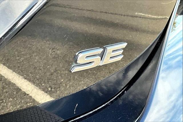 Photo of 2022 Midnight Black Metallic Toyota Camry