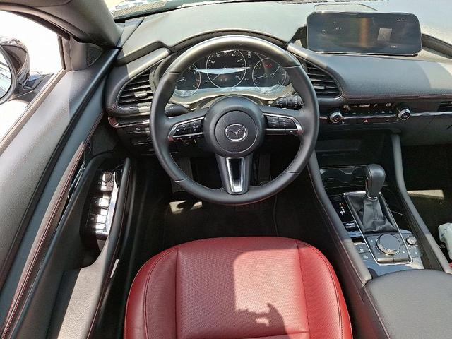 Photo of 2024 Polymetal Gray Metallic Mazda Mazda3