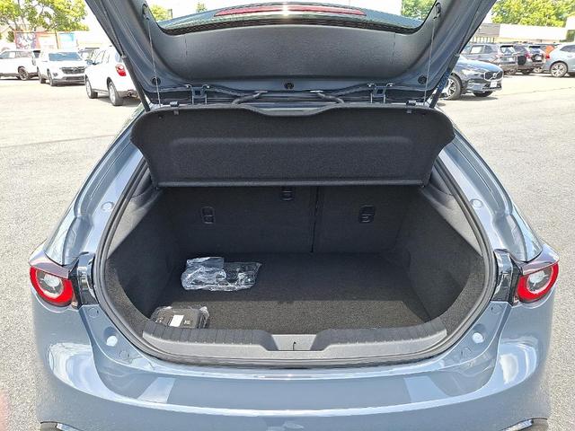 Photo of 2024 Polymetal Gray Metallic Mazda Mazda3