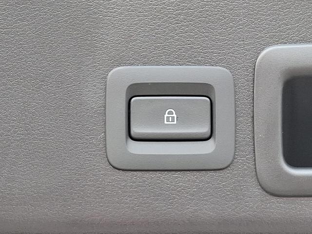 Photo of 2024 Polymetal Gray Metallic Mazda Mazda3