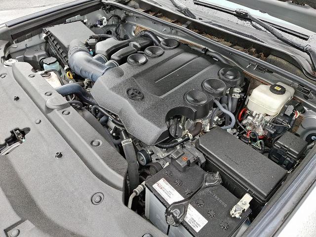 Photo of 2023 Classic Silver Metallic Toyota 4Runner