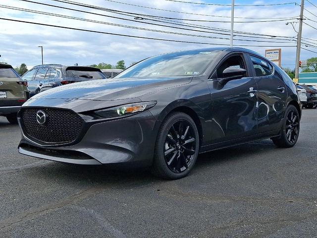 Photo of 2025 Machine Gray Metallic Mazda Mazda3