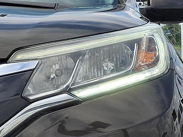 Photo of 2016 Urban Titanium Metallic Honda CR-V