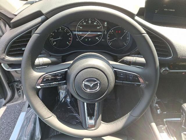 Photo of 2025 Platinum Mazda Mazda3