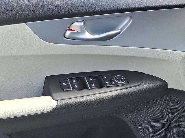 Photo of 2023 Aurora Black Kia Forte