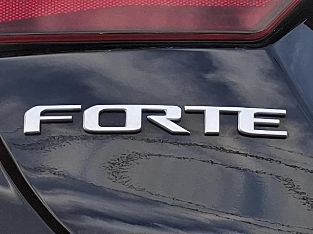 Photo of 2023 Aurora Black Kia Forte