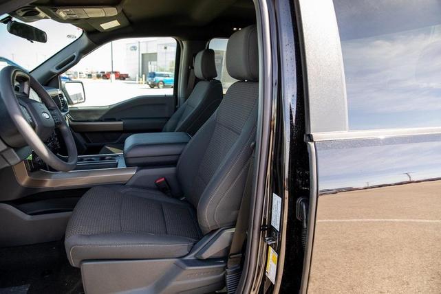 Photo of 2025 Black Metallic Ford F-150