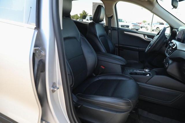 Photo of 2020 Ingot Silver Metallic Ford Escape