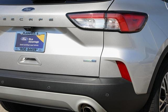 Photo of 2020 Ingot Silver Metallic Ford Escape