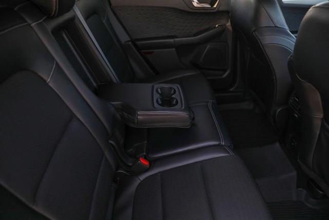 Photo of 2020 Ingot Silver Metallic Ford Escape