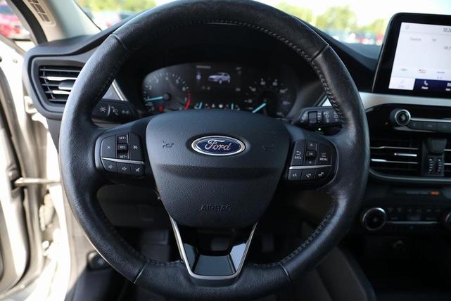 Photo of 2020 Ingot Silver Metallic Ford Escape