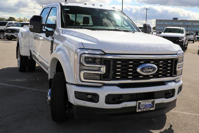 Photo of 2026 White Metallic Ford F-450