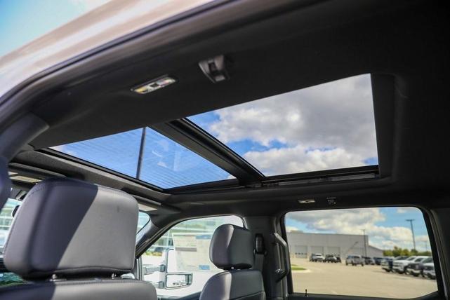 Photo of 2026 White Metallic Ford F-450