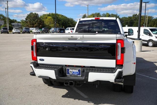 Photo of 2026 White Metallic Ford F-450