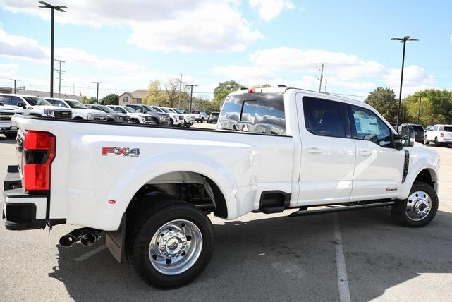 Photo of 2026 White Metallic Ford F-450