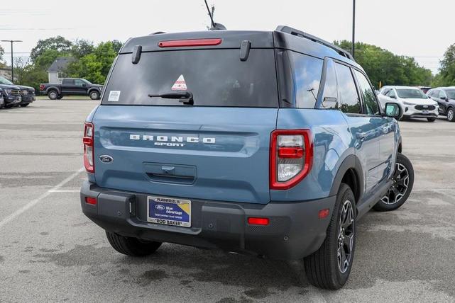 Photo of 2025 Azure Gray Metallic Ford Bronco Sport
