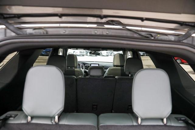 Photo of 2024 Carbonized Gray Metallic Ford Explorer
