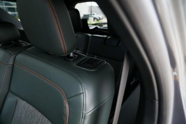 Photo of 2024 Carbonized Gray Metallic Ford Explorer