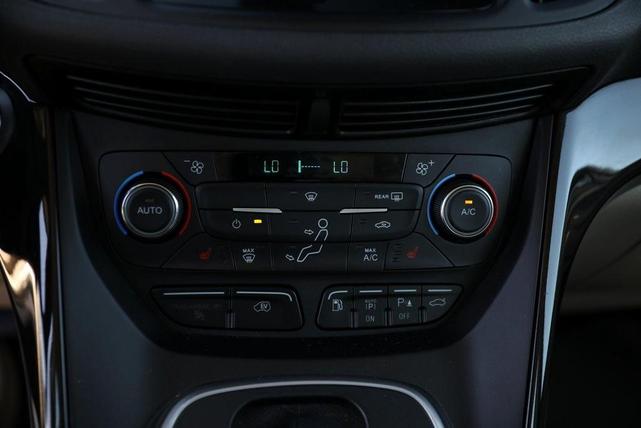 Photo of 2017 White Gold Metallic Ford C-Max Energi